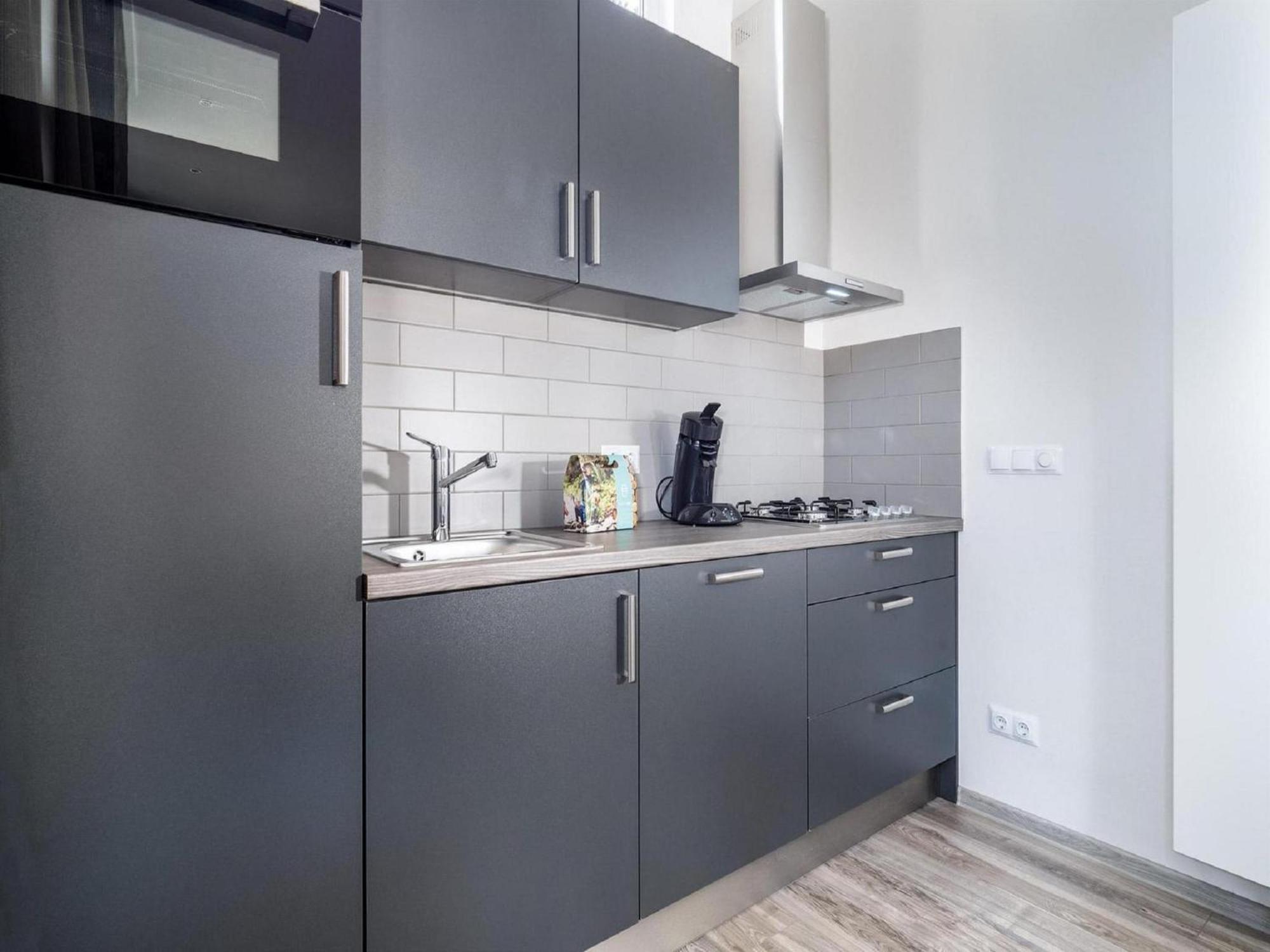 Modern House With Dishwasher In A Nature Reserve 헨덜루 외부 사진
