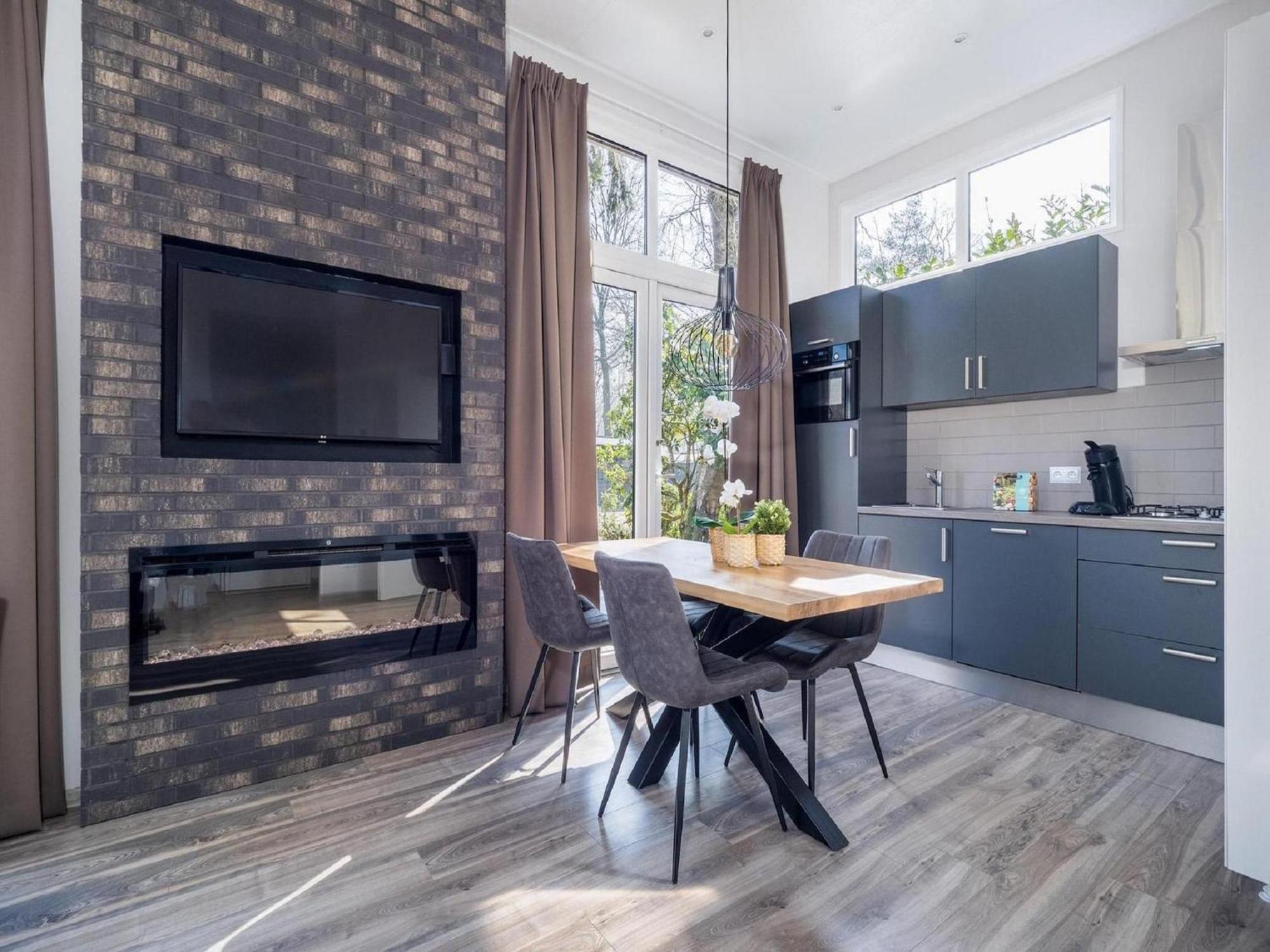 Modern House With Dishwasher In A Nature Reserve 헨덜루 외부 사진